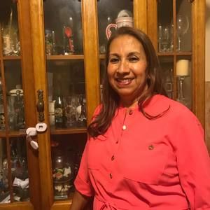 Meet your Posher, Consuelo